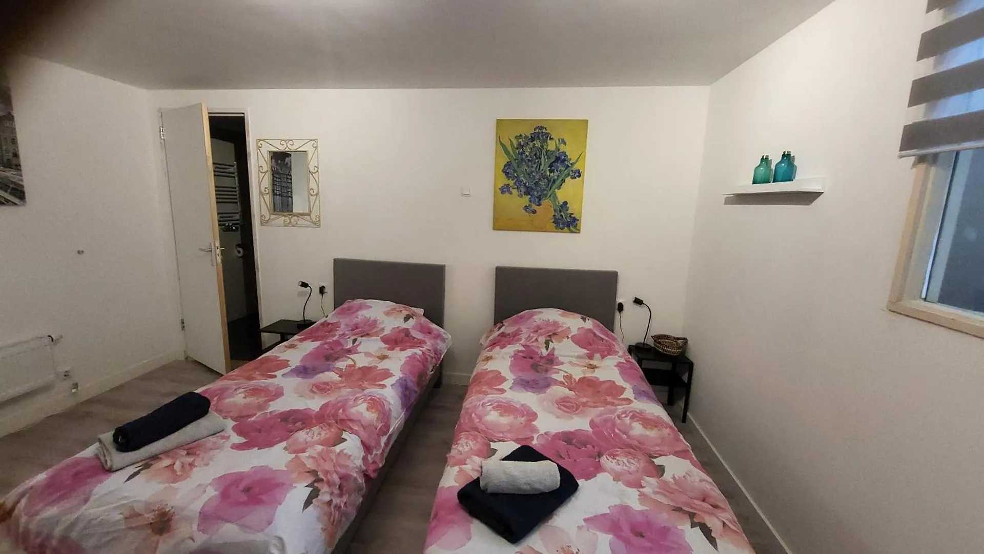 Bed & Breakfast Bnb Souterrain Amsterdam